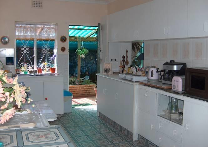 Guest house Rachel's From *